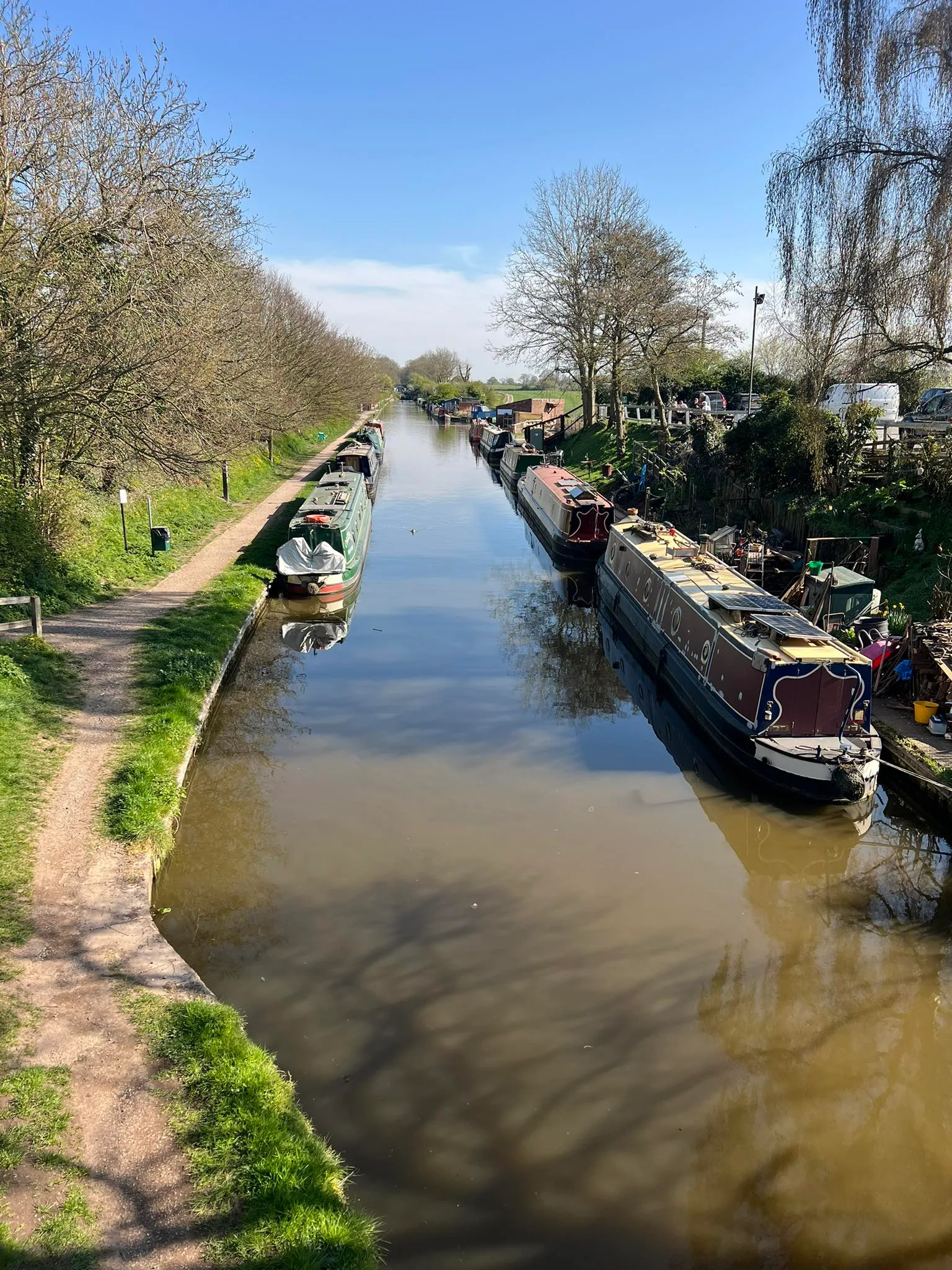 Wheaton Aston village and canal surroundings